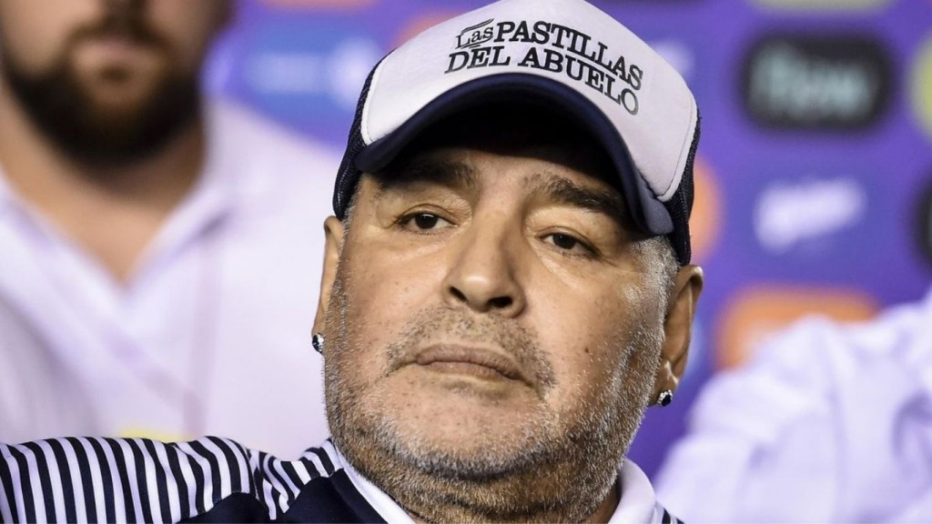 Maradona declaró que el Barcelona &quot;Echaba gente por celos&quot;